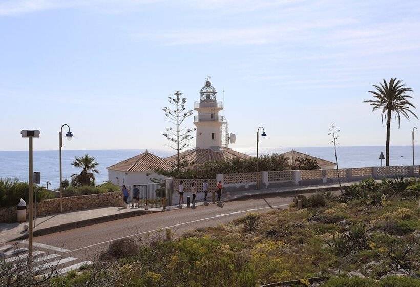 ático Soleado Con Vistas Al Mar