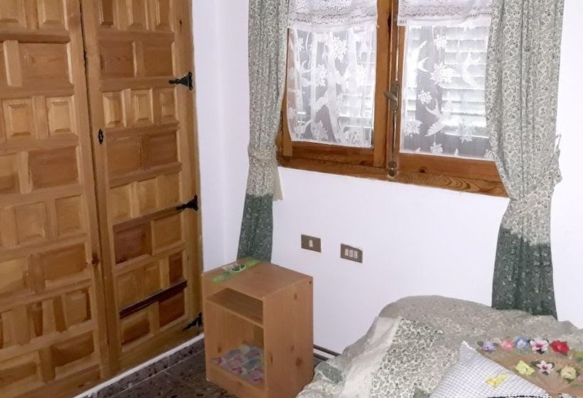 Picturesque Villa In Chulilla With Private Pool