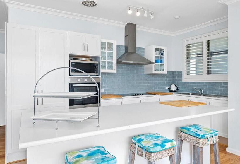 Waterfront At Sunset Boulevard 26 Sunset Boulevard