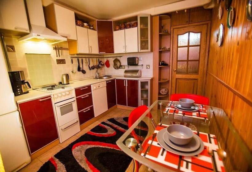 Ag Apartment Basseynaya 53