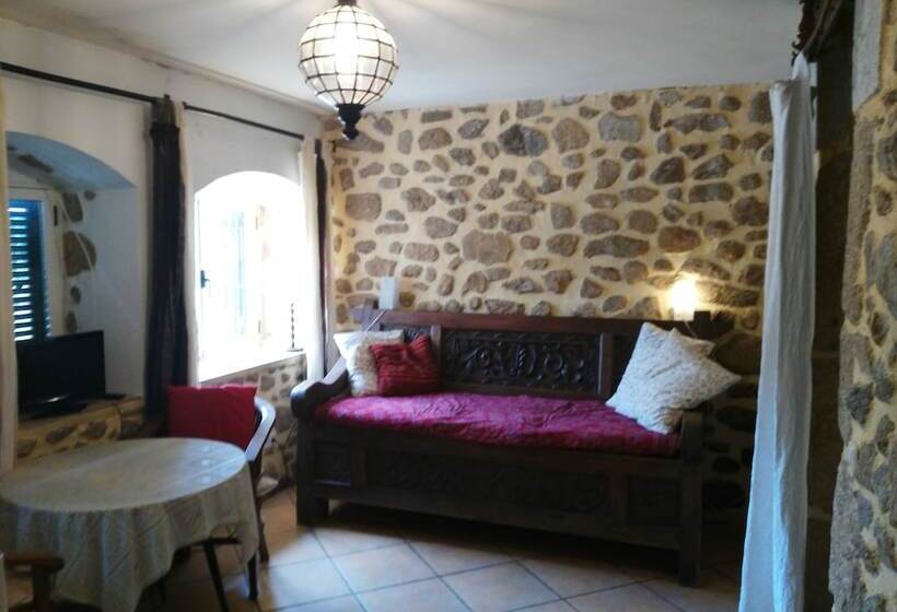 Apartamentos Arroyoriquejo