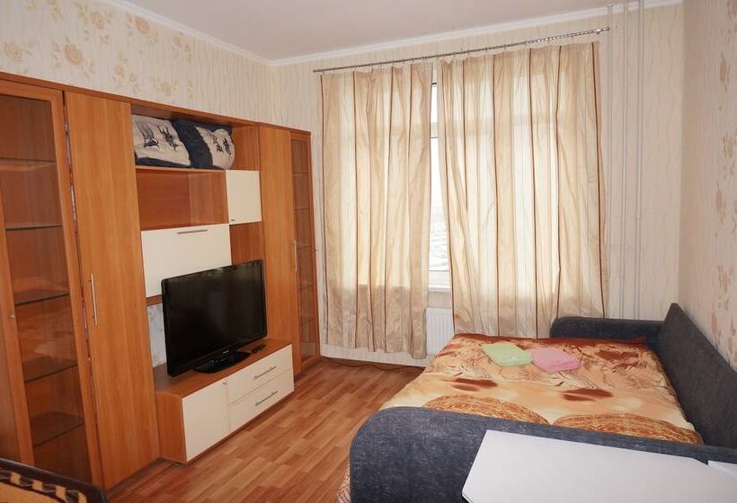 Apartaments Rf88 On Narodnogo Opolchenia 10