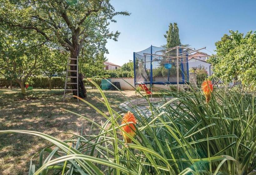 Apartments Biserka 1495