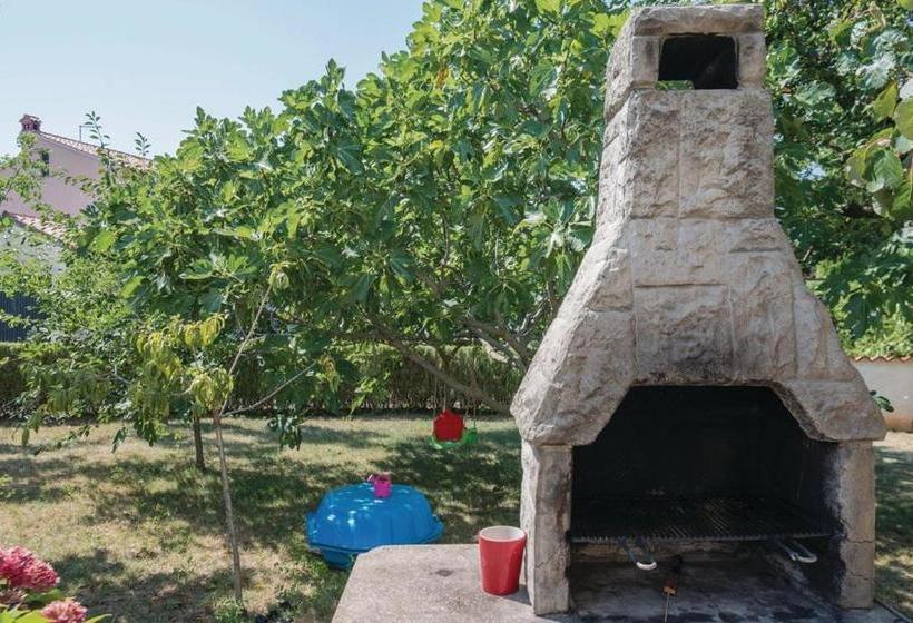 Apartments Biserka 1495