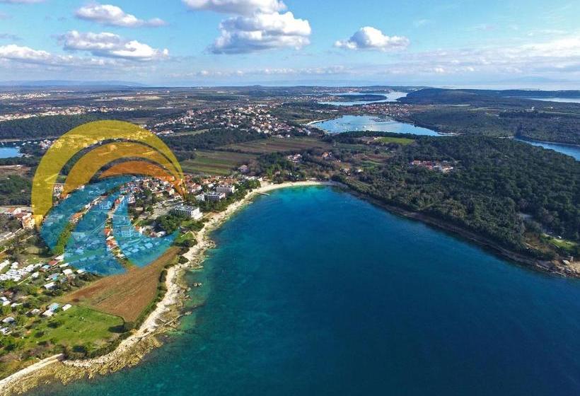 Apartments Biserka 1495