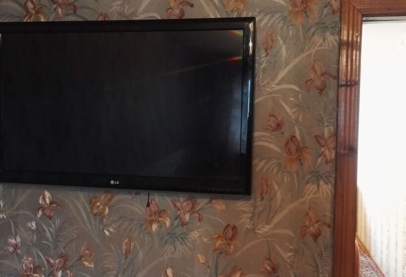 Apartments On Tolstogo 1