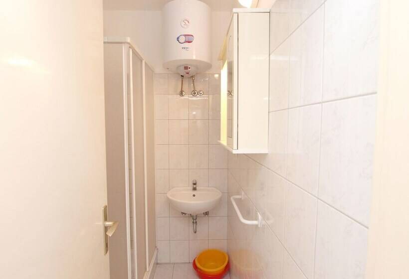 Apartments Rabac 981