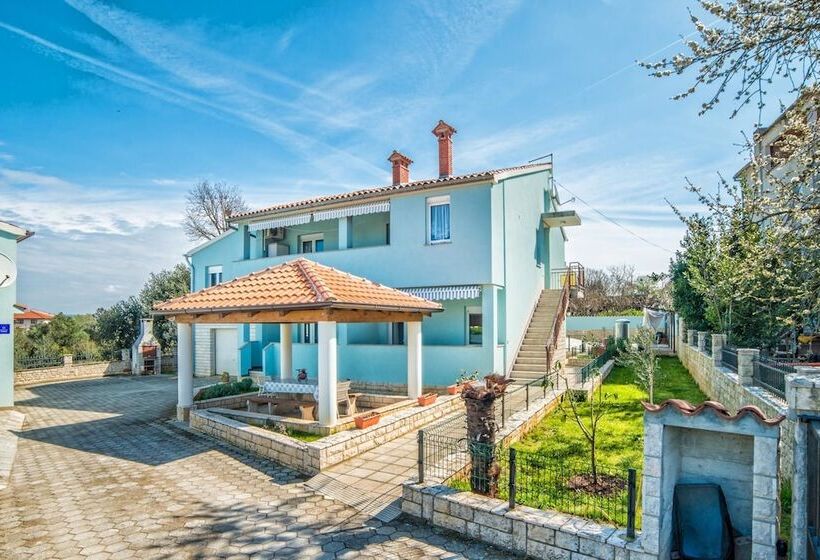 Apartments Tanja 100