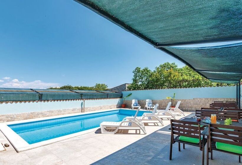 Apartments Tanja 100