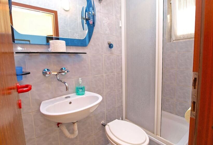 Apartments Vladislava 906