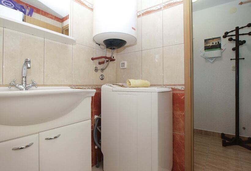 Apartments Selma 1227