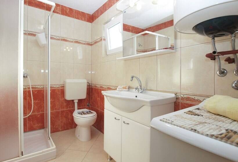 Apartments Selma 1227