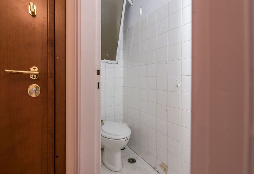 Athens Crown Paradise Apartments