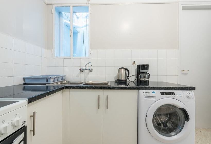 Athens Crown Paradise Apartments