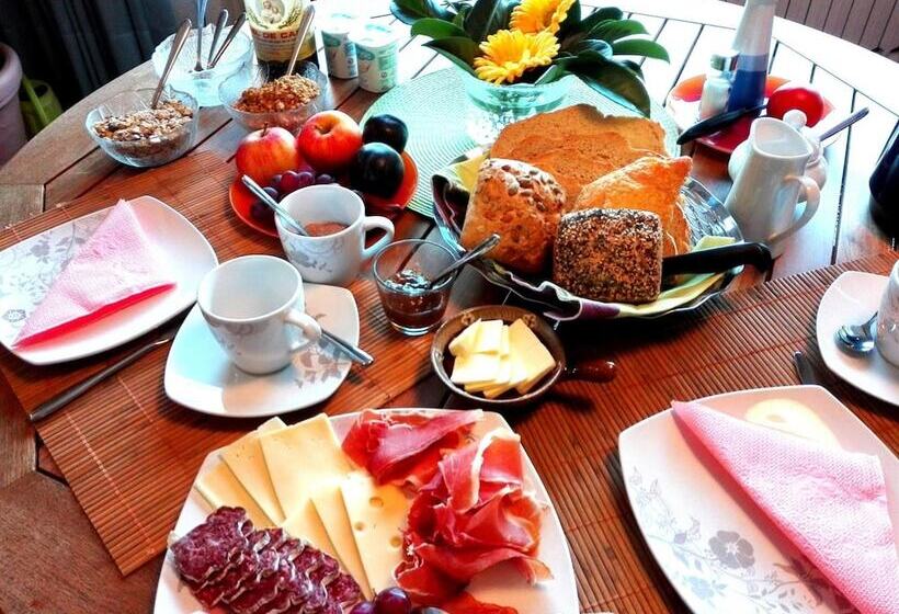 مبيت وإفطار Chalet Rec Dels Noguers