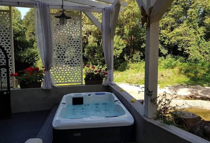 ベッドアンドブレックファースト Chambres D Hôtes Le Moulin D ô