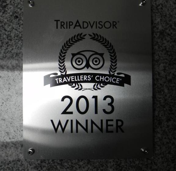 تختخواب و صبحانه Pearse Lodge