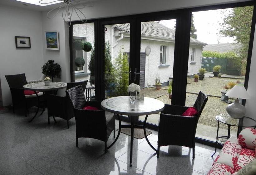 تختخواب و صبحانه Pearse Lodge