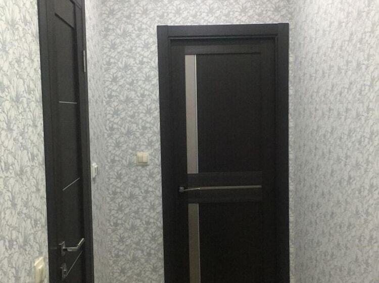 Guest House On Griboedovsky 27a Hostel