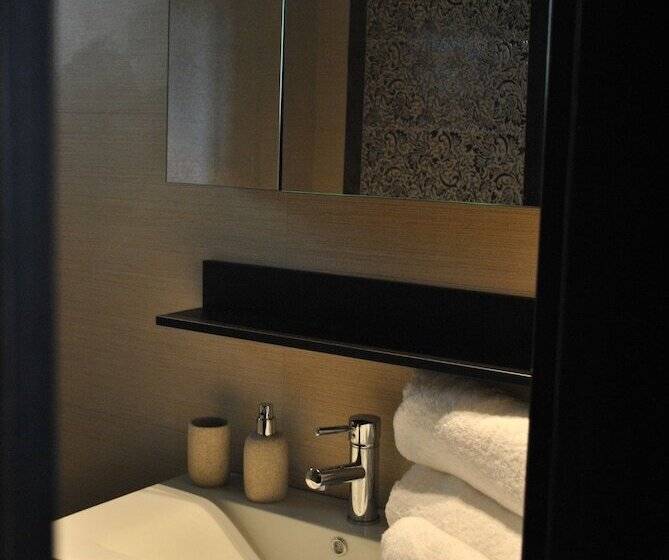 Halkidiki Luxurious Stonehouses