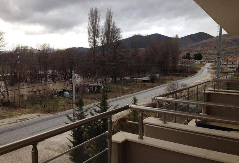 בית מלון כפרי Diamond River Resort & Spa