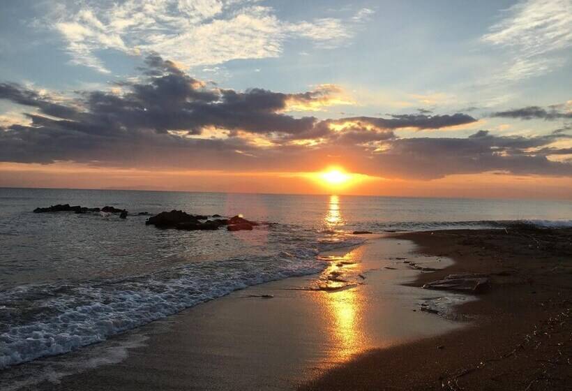 Ionion Beach Apartment Hotel & Spa