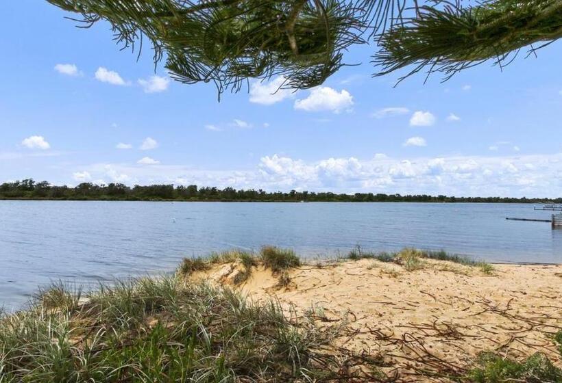 Jetty Road On The Beach