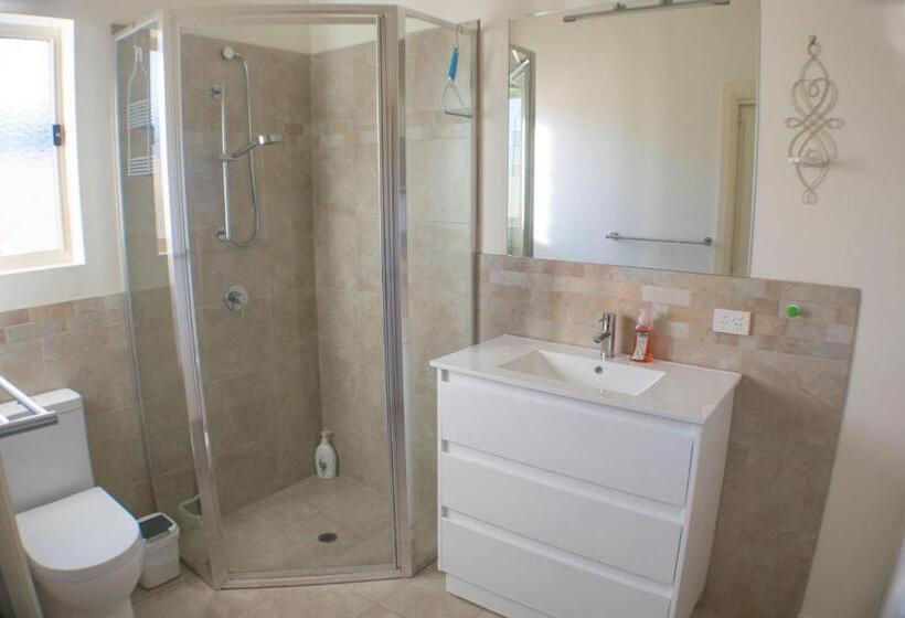 Longreach At Port Elliot