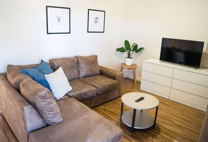 Longreach At Port Elliot