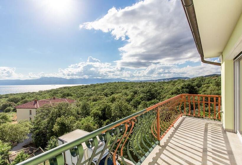 Luxury Apartments Kostrena