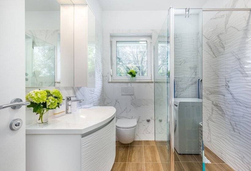 Luxury Apartments Kostrena