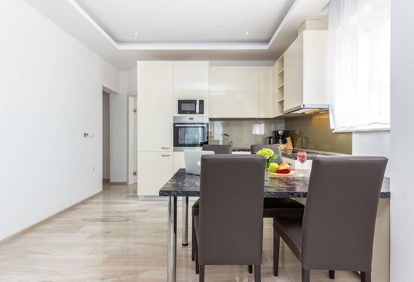 Luxury Apartments Kostrena
