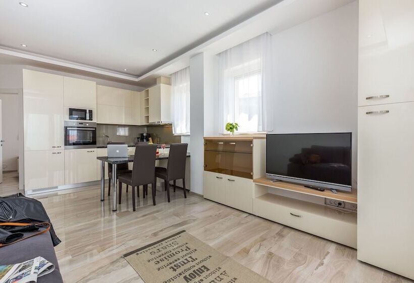 Luxury Apartments Kostrena