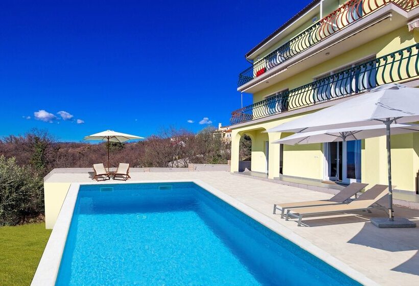 Luxury Apartments Kostrena