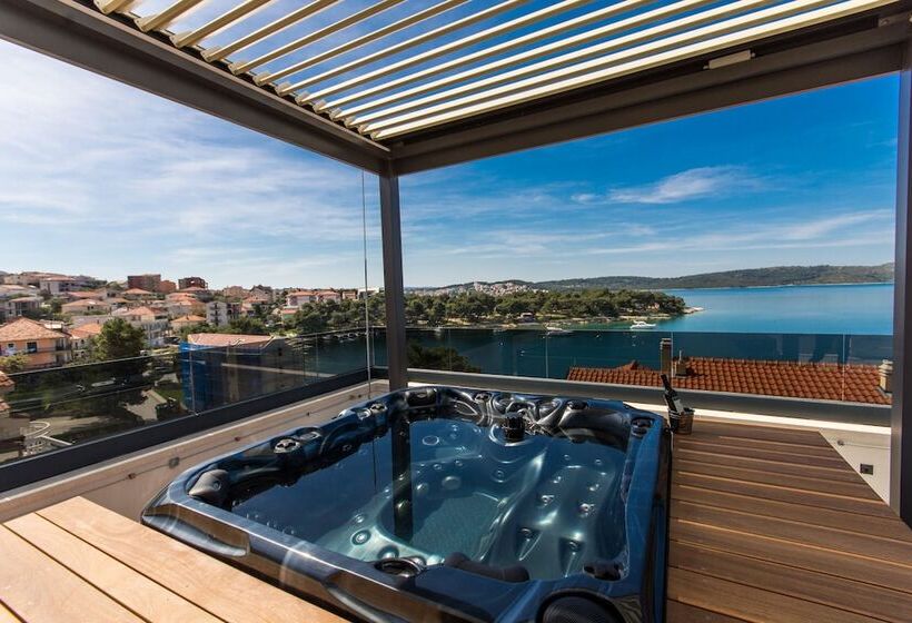 Luxury Apartments Royal M With Pool