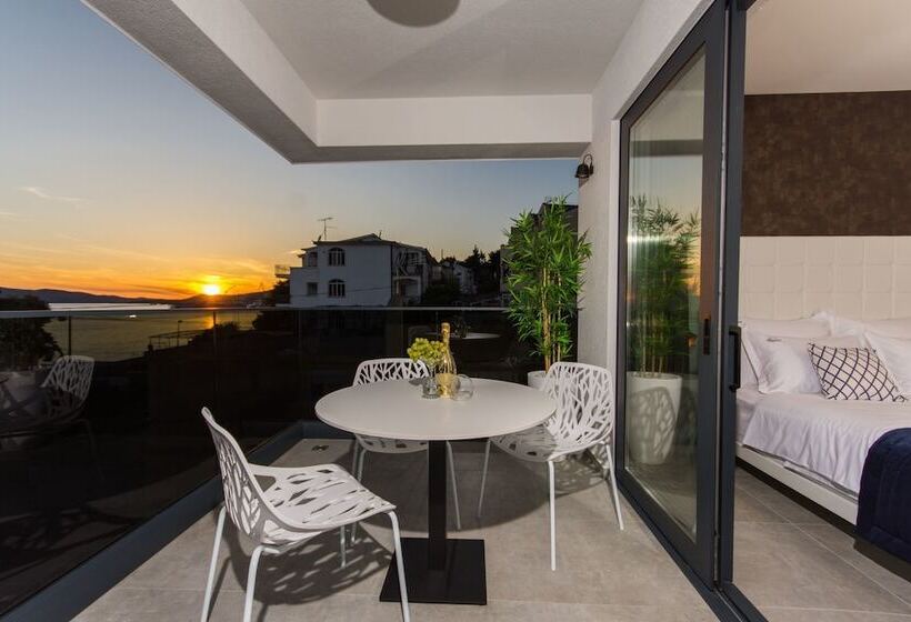 Luxury Apartments Royal M With Pool