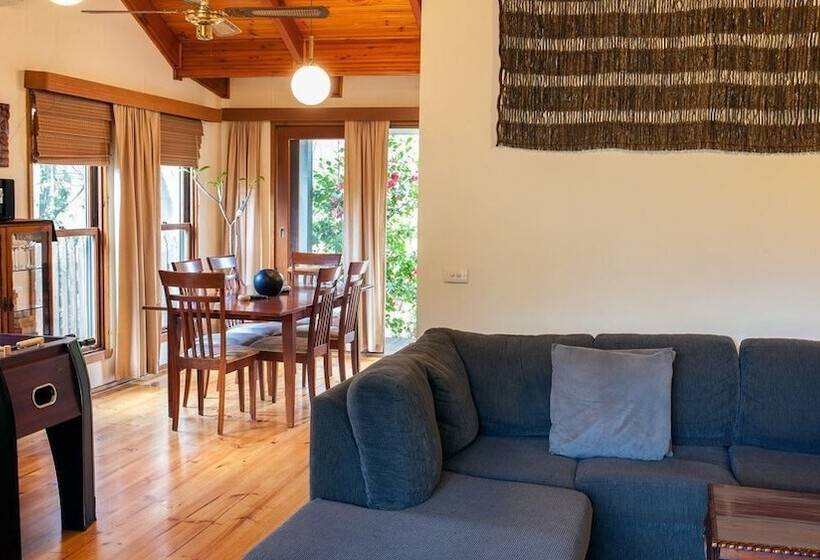 Mystic View Cottage Wandiligong