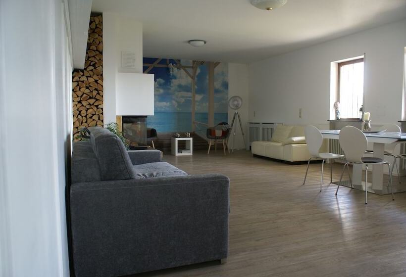 Oasis Apartment