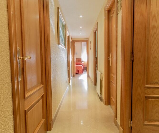 Pension Isabel By Vivere Stays