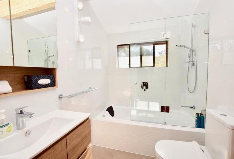 Sublime Cedar Lodge Leura