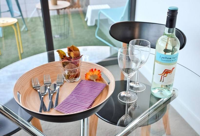 Urban Oasis   Designed Service Apartment