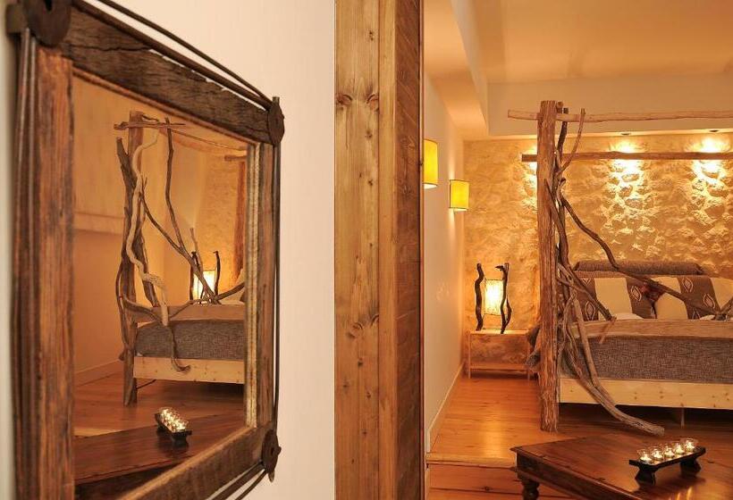 Vaela Hotel Cultural Resort