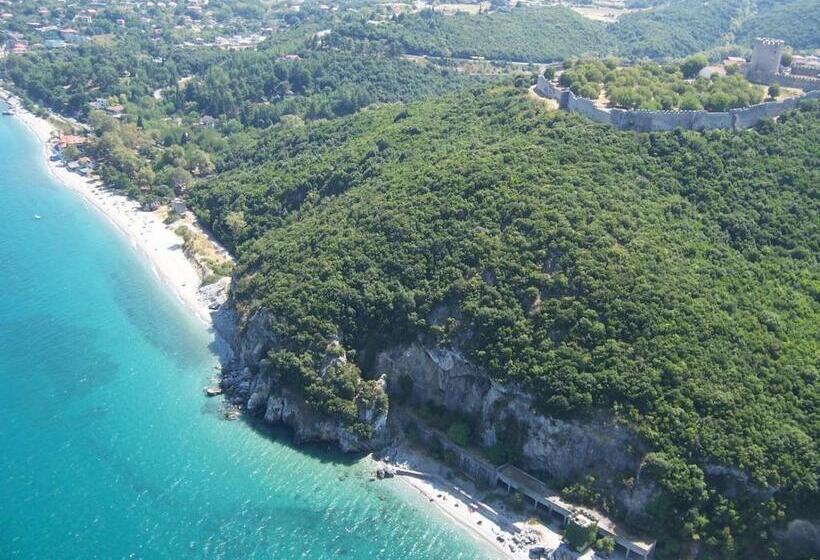 Vaela Hotel Cultural Resort