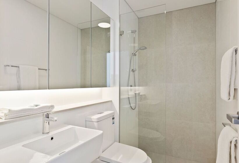 Wyndel Pacific North Sydney