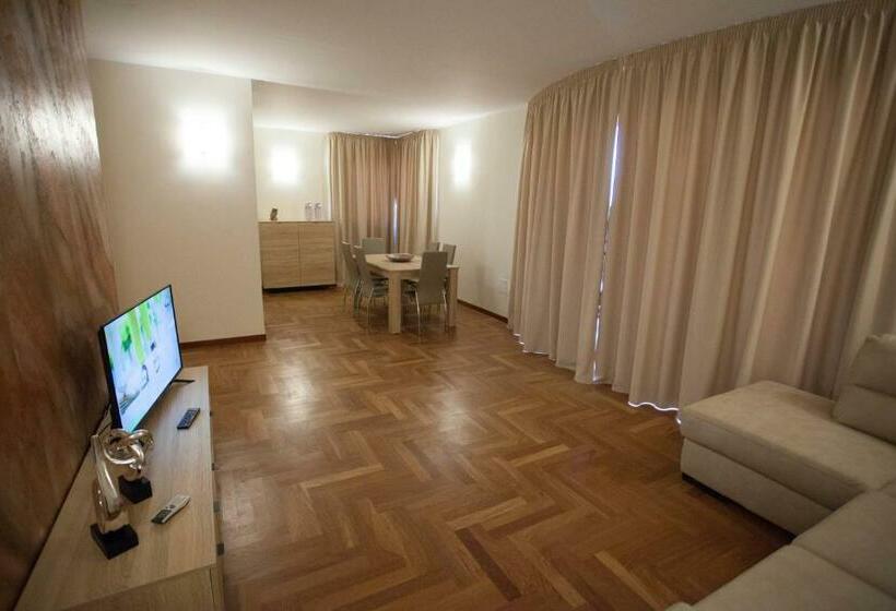 Apartment Magellano Luxury Penthouse