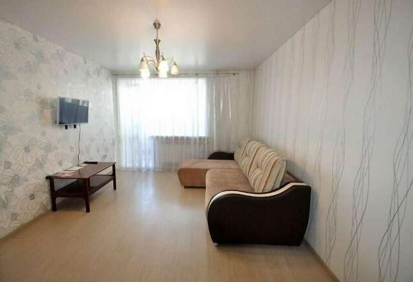 Apartments Courtyard Seating