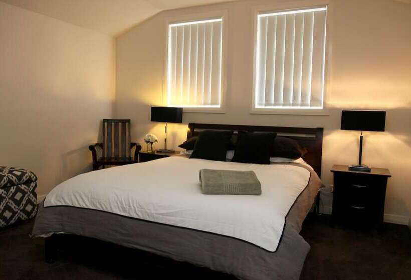 Apartments On The Park