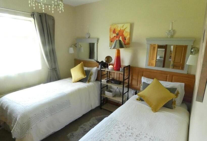 Bunratty Castle Mews B&b