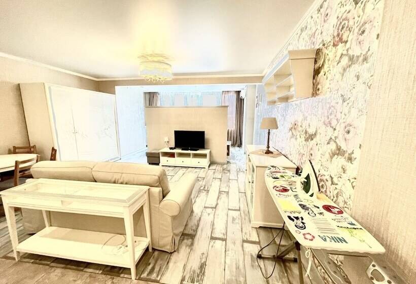 Clever House Apartments