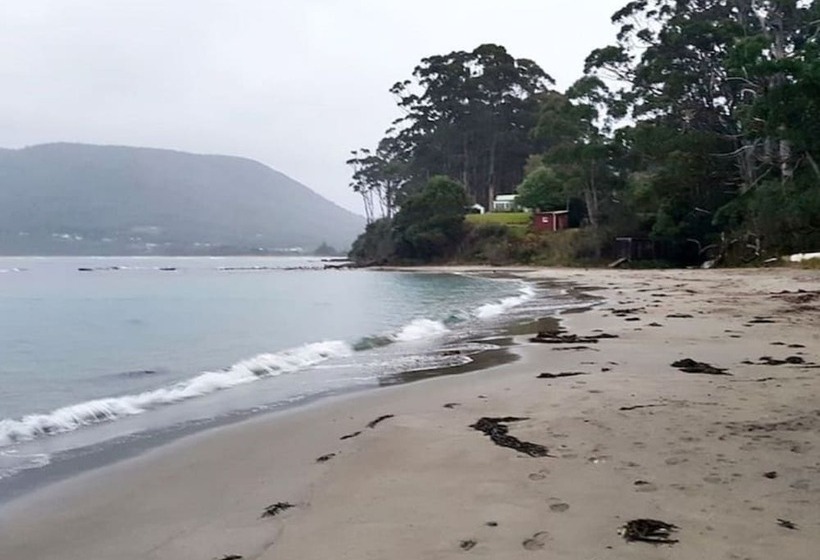 Eaglehawk Rainforest Retreat